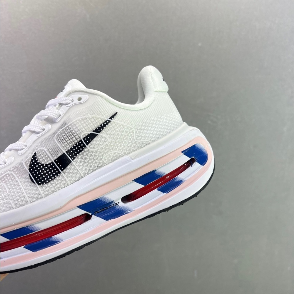 Nike Air Zoom White Red Blue Women’s Running Sneakers - Picture 5 of 7